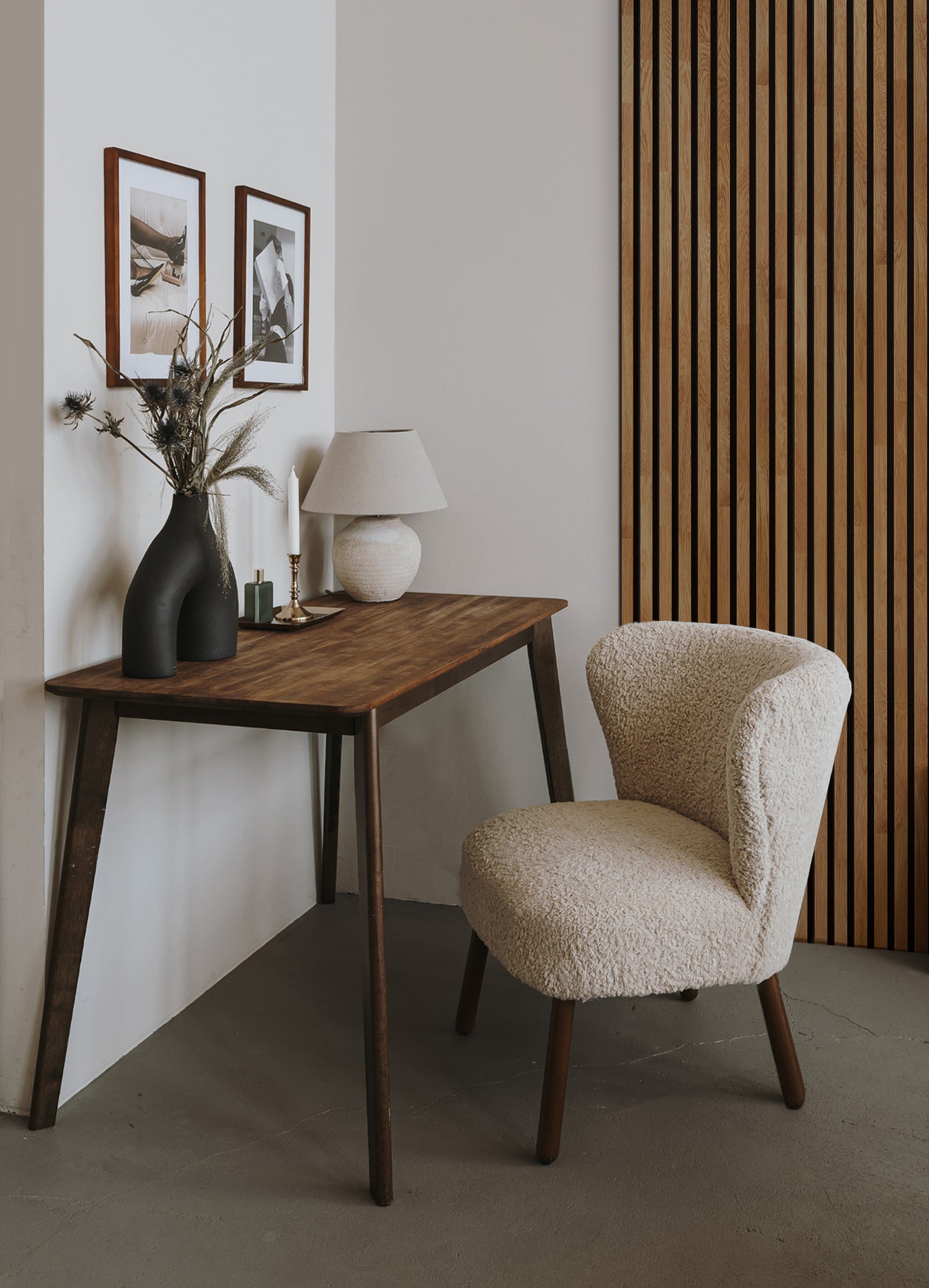 Akustikpaneele in der Garderobe