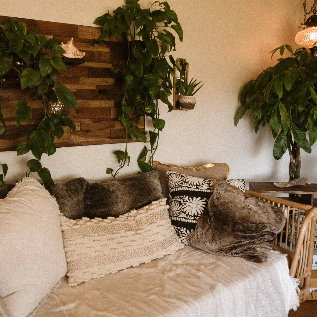 Holz Dekoration und Praktische Holzutensilien für das Haus